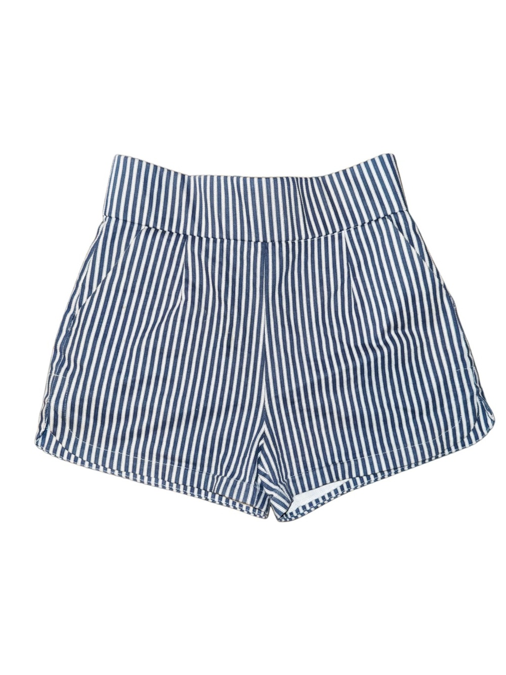 NWOT - AKIRA label Hansel Pinstripe Booty Shorts